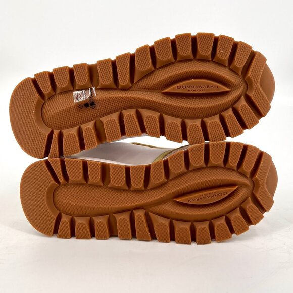 Donna Karan New York Binx Lace‑Up Sneaker Size 6M White Beige Gold Accent Retro - Picture 11 of 12